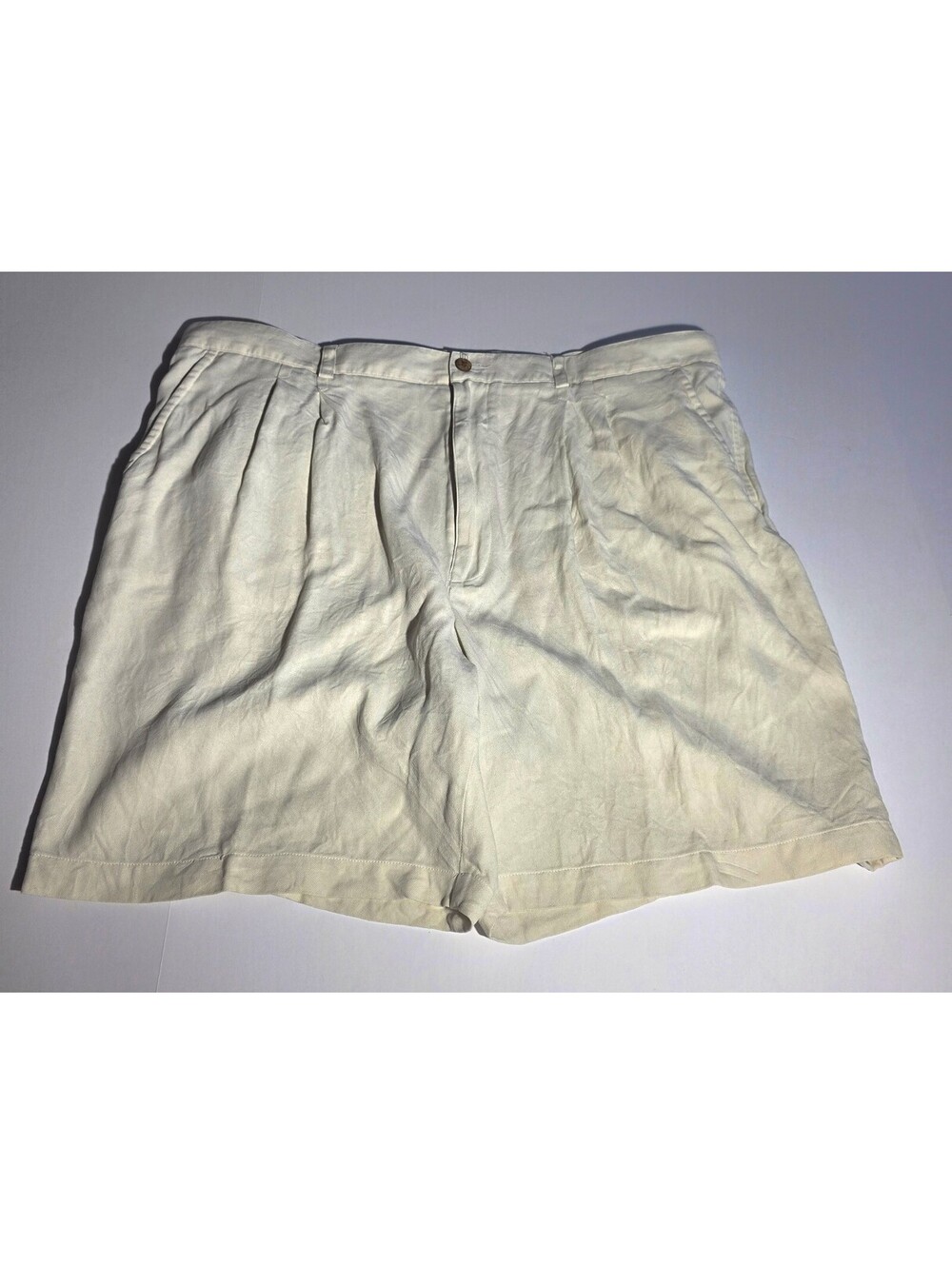 Caribbean 100% Silk Relaxed Fit Cream Shorts Size 42